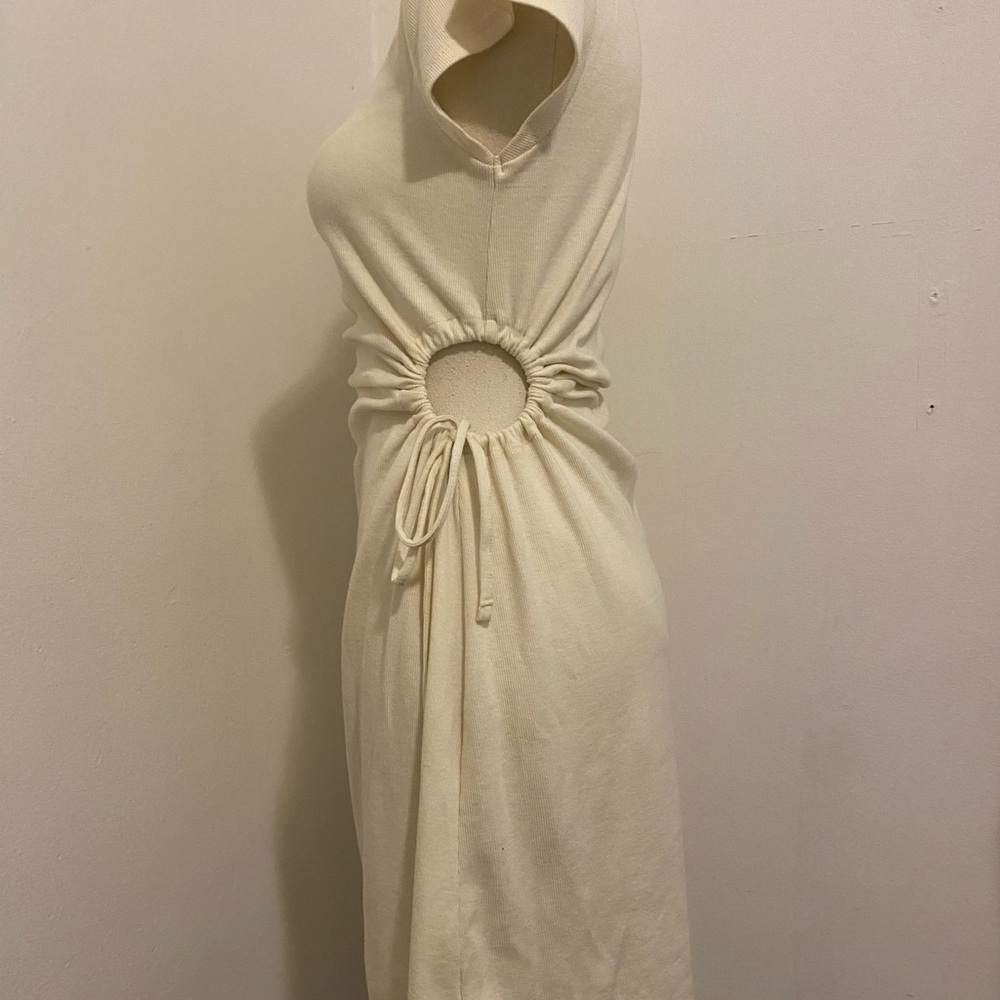 Melrose and Market Cream Gathered Midi Dress - Picture 4 of 9